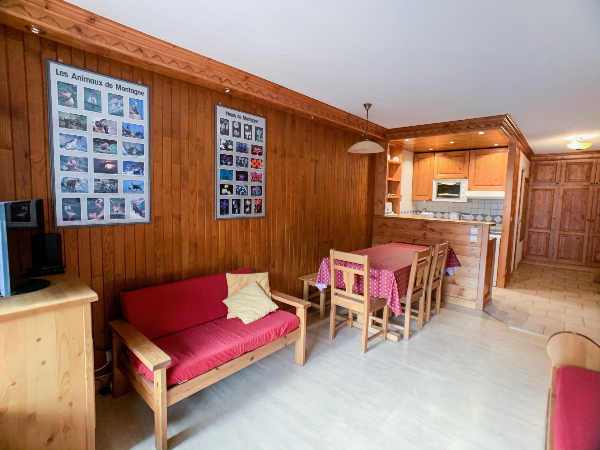 Devetokrevetni apartman TI-GTA2-05