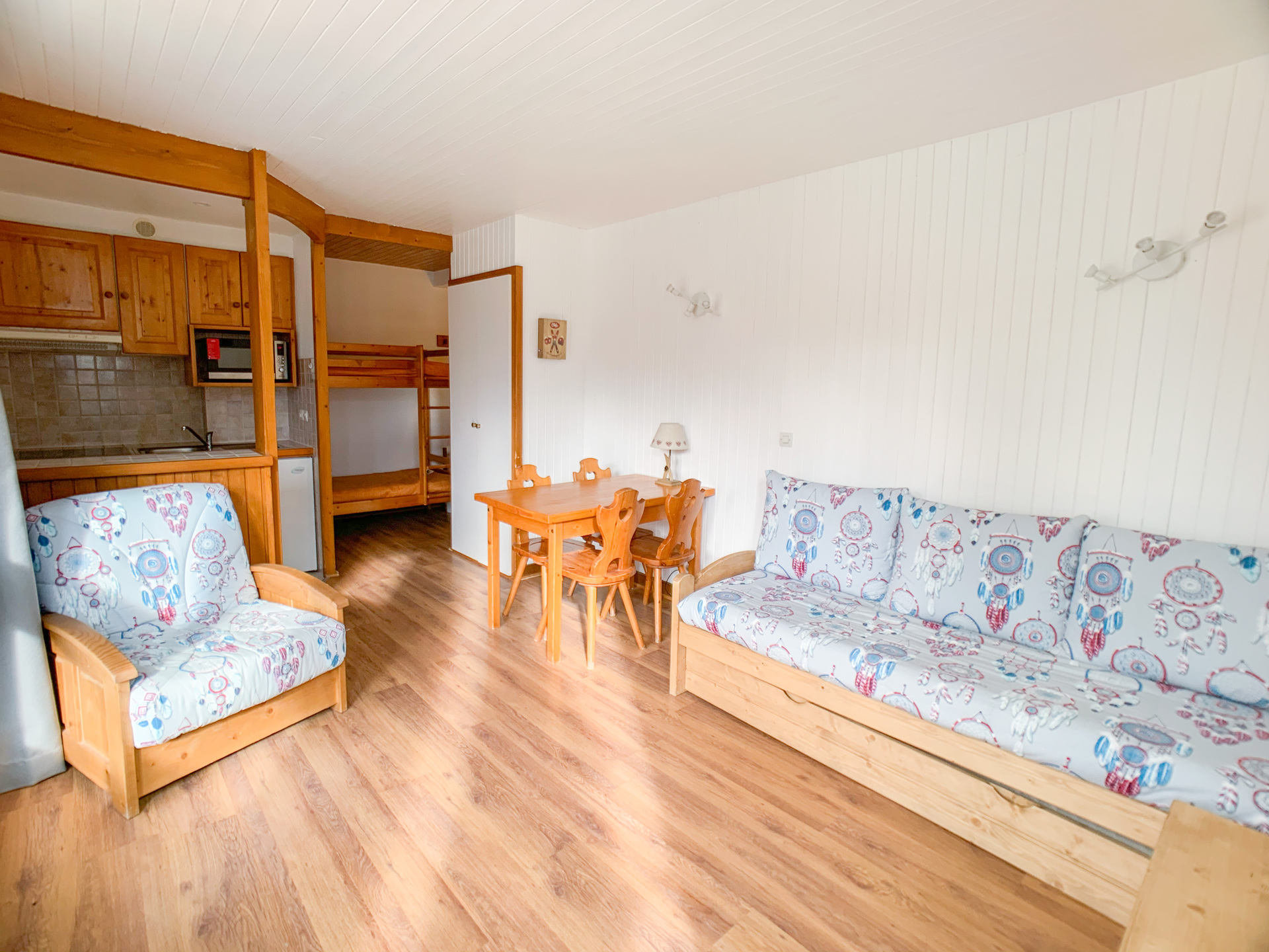 Četvorokrevetni apartman TI-PRE-30